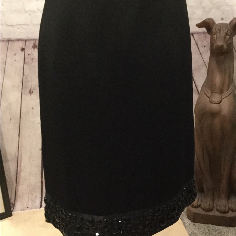 White House Black market skirt